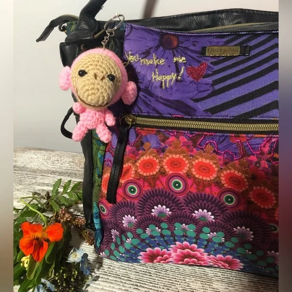 Hand-knitted Monkey Keychain. Pink. Accessorie for Bags/ Handbags - Picture 3 of 6